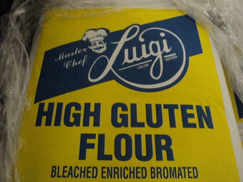 lot 237 image: Master Chef Luigi High Gluten Flour...