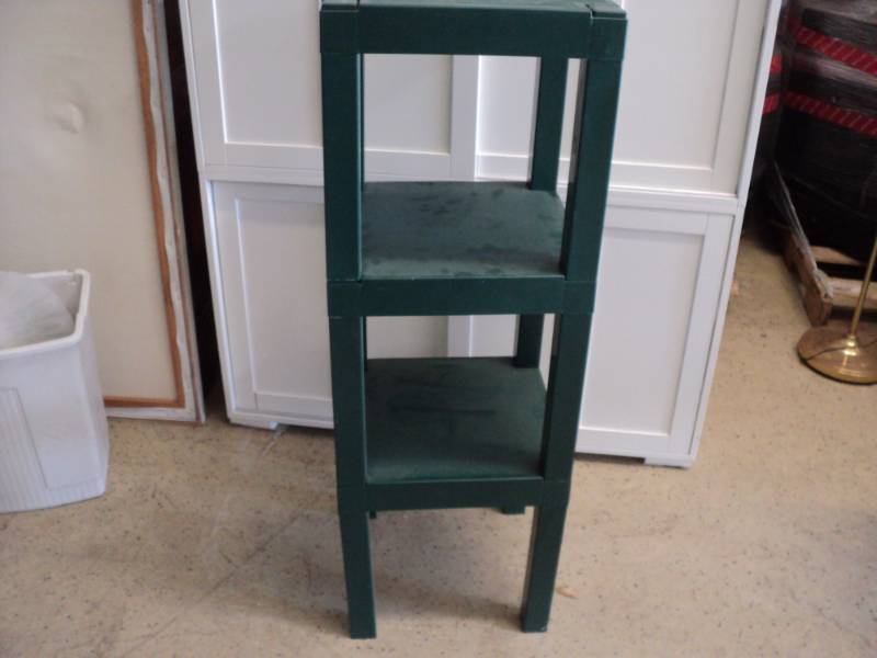 lot 250 image: 14 sq. x 41 tall 3 Shelf Plastic ...