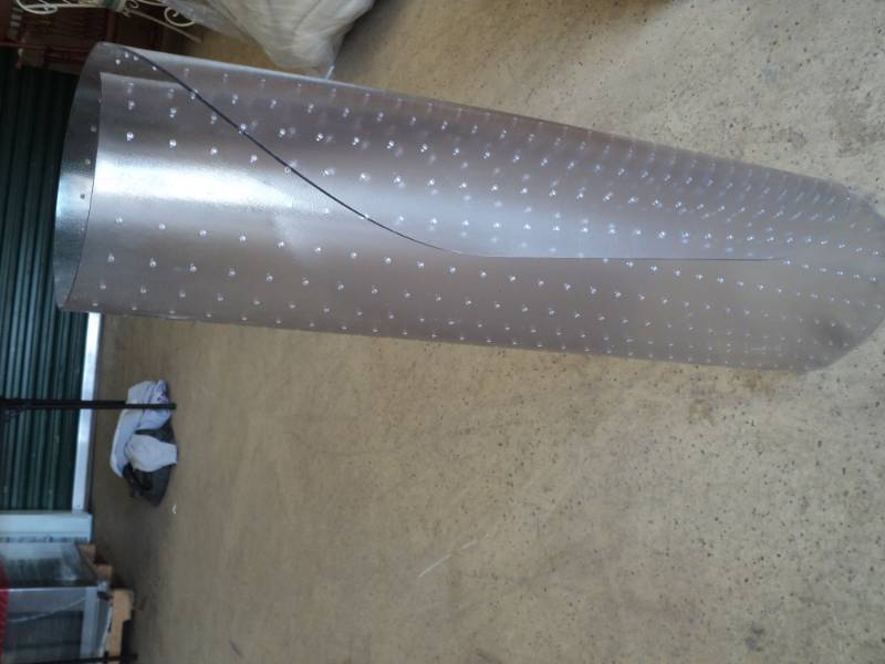 lot 266 image: 36 x 48 Clear Med. Pile Carpet Prot...