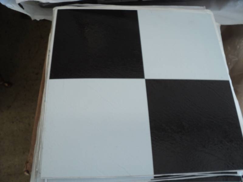 lot 270 image: Tivoli tile Self Adhesive Vinyl Flo...