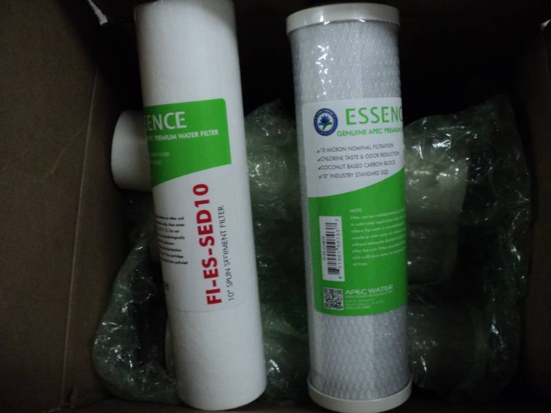 lot 300 image: 6 Essence Genuine APEC Premium Wate...