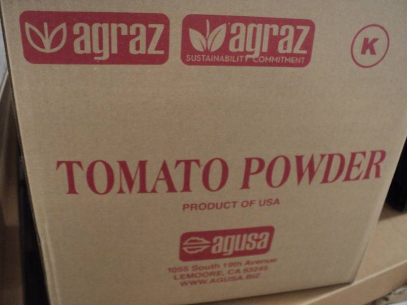 lot 319 image: 1 - 55lb Box of Agraz Tomato Powder...