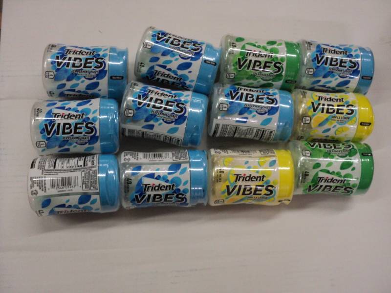 lot 329 image: 12 Trident Vibes, 40 pcs per contai...