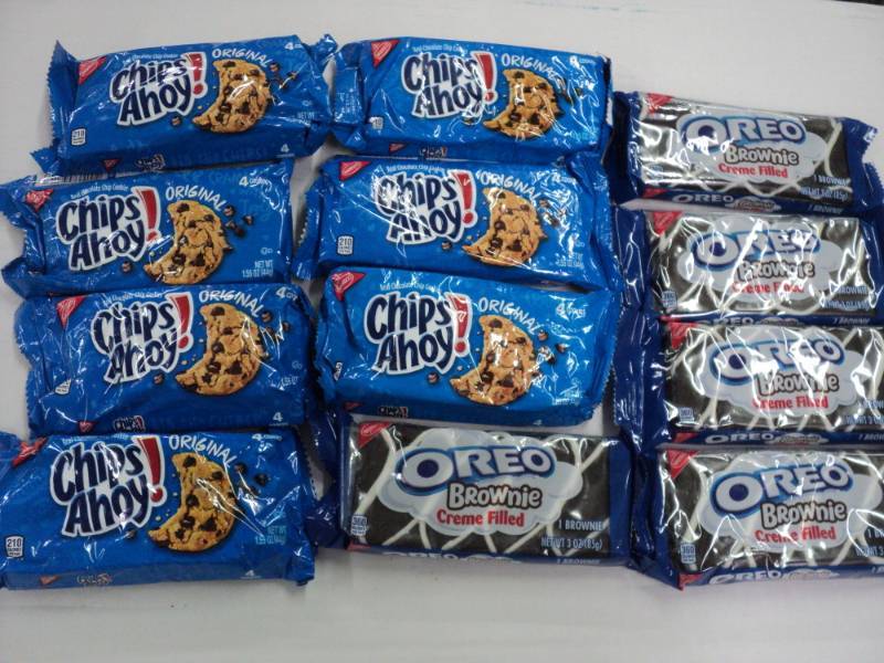 lot 341 image: 7 Bags Chips Ahoy and 5 Oreo Browni...