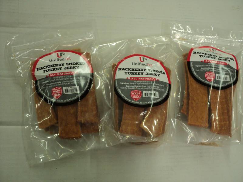 lot 402 image: 3 Pouches Unified Pet Hackberry Smo...