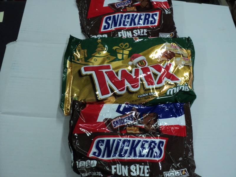 lot 408 image: 3 Bags Candy Bars Snickers and Twix...