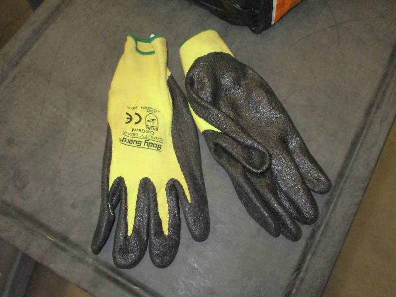 Cut Resistant Gloves