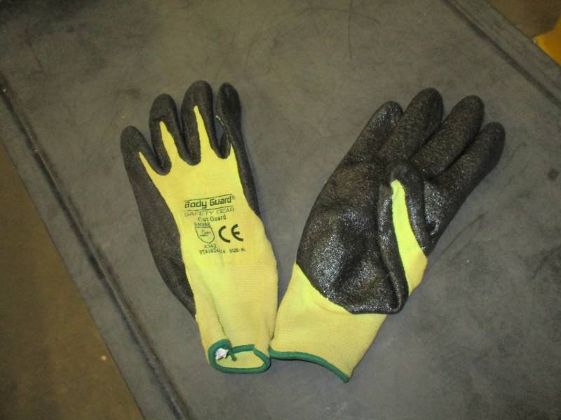 Cut Resistant Gloves
