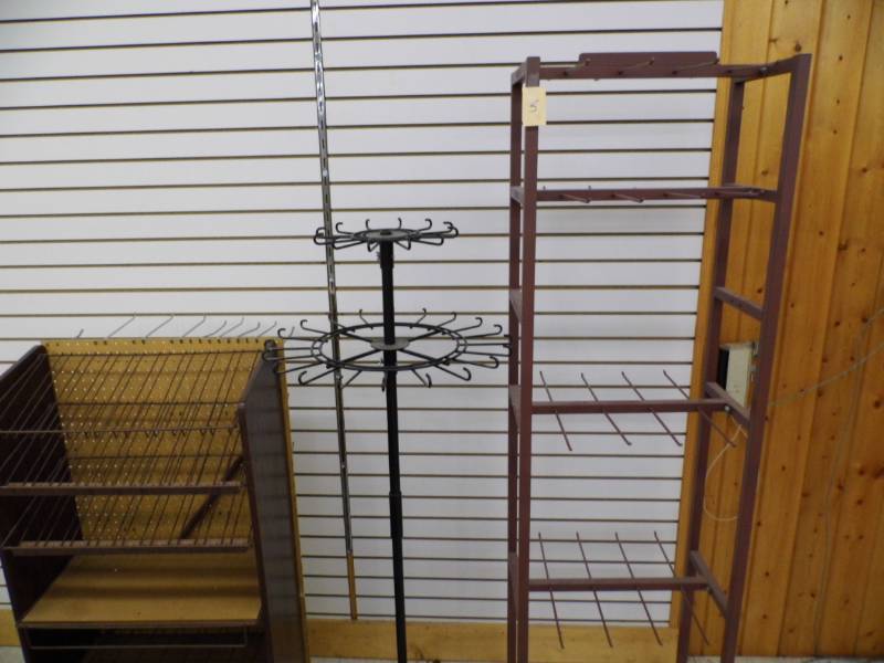lot 5 image: Metal rack - Spinner Rack - Slotted Rack