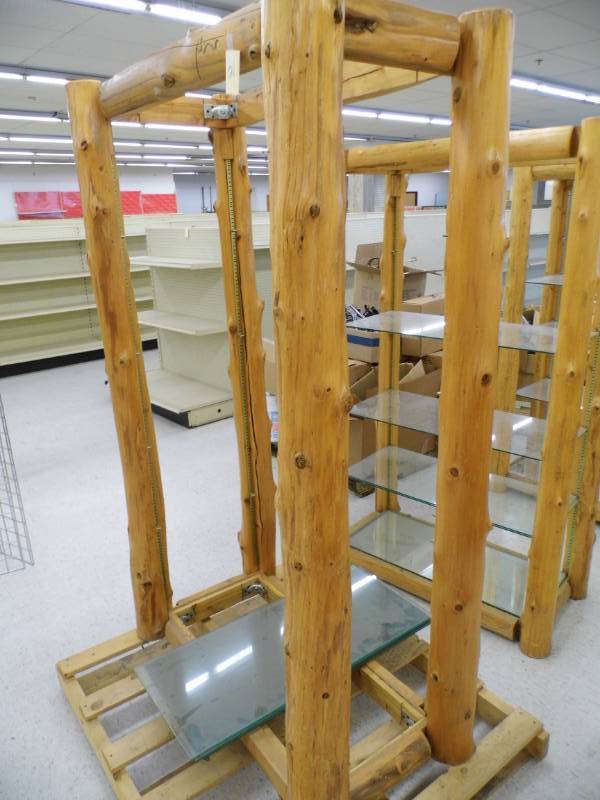 lot 21 image: Log Shelf w Glass