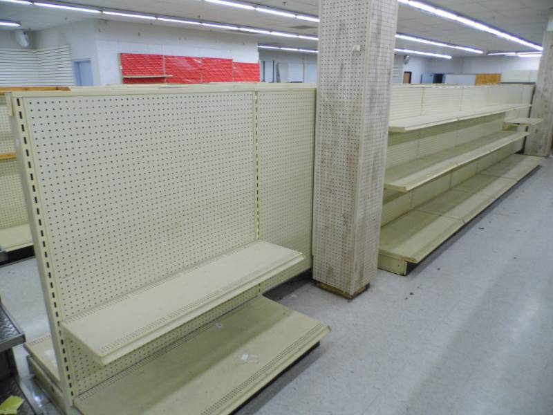 lot 47 image: Gondola Shelving