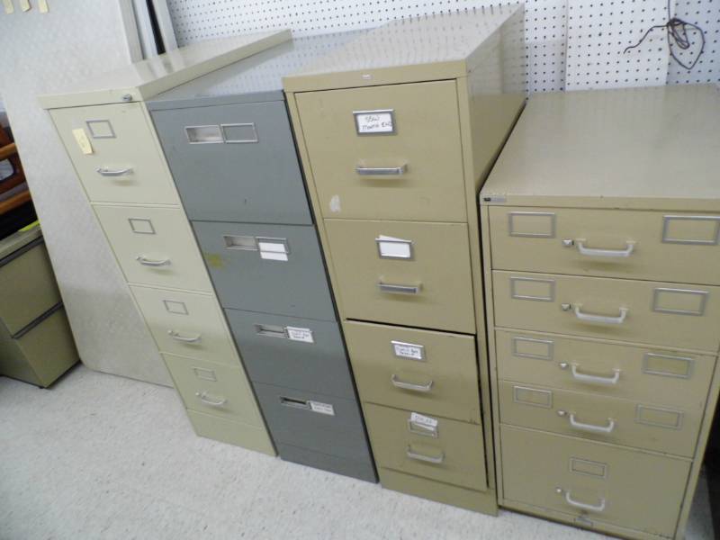 lot 67 image: Lot of 4 File Cabinets