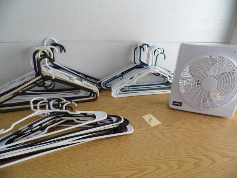 Hangers - fan