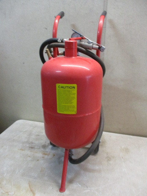 Pressure Pot Sandblaster