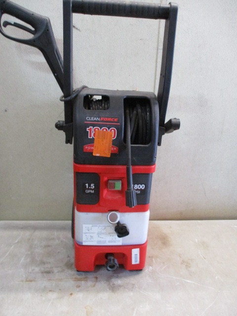 Clean Force Pressure washer