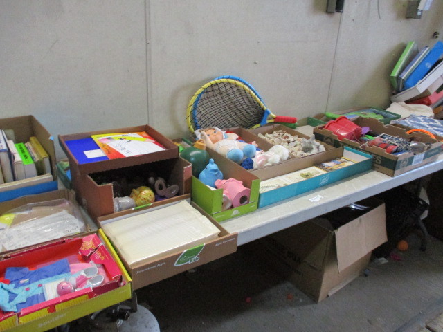 Books, toys and crafts