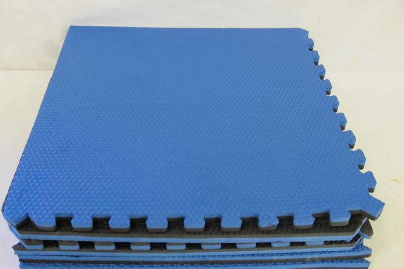 lot 37 image: Norsk Reversible Foam Flooring, 24 sq ft. - 6 Pieces