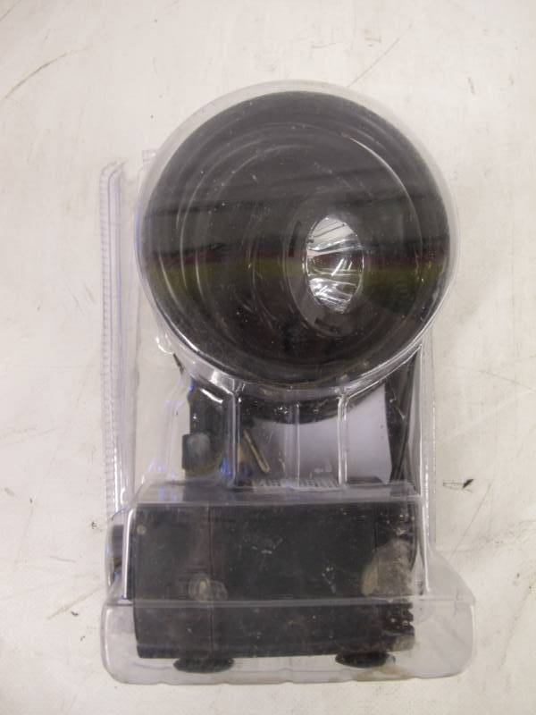 lot 64 image: Total Pond 400 GPH Low Water Shut-Off Fountain Pump with LED Light