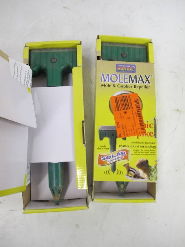 lot 59 image: Bonide 61119 Solar Powered Molemax Sonic Spike - Mole and Gopher Repeller - 2 Pack