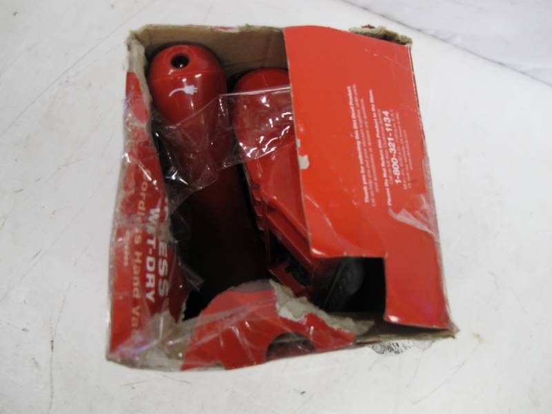 lot 95 image: Dirt Devil Express V6 WetDry Bagless Handheld Vacuum, BD10205 - Cordless