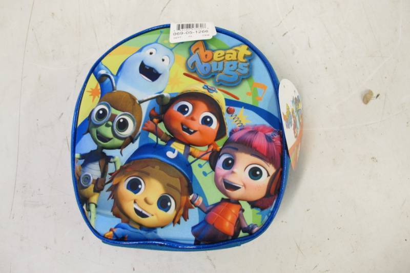 lot 35 image: Beat Bugs 9 Lunch Bag with Hands Free Clip & Allergy Window - NEW