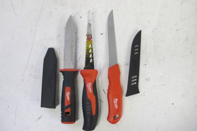 lot 28 image: Set of 3 Milwaukee Knives -  6 Insulation Knife  11 Partially Serrated Knife  6 Jab Saw