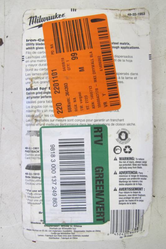 lot 27 image: Milwaukee 50 PC Drywall Utility Knife Blades w Dispenser