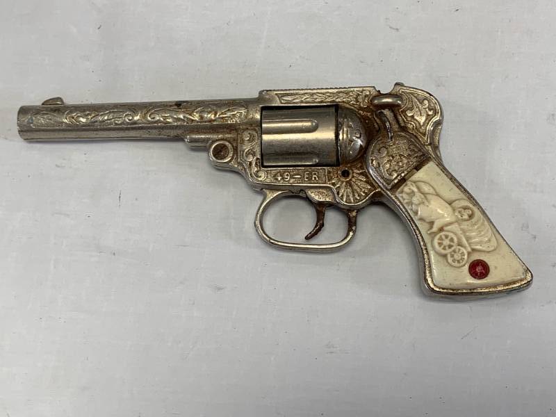 lot 5 image: Antique Stevens 49er 1940s Cast iron Cap Gun