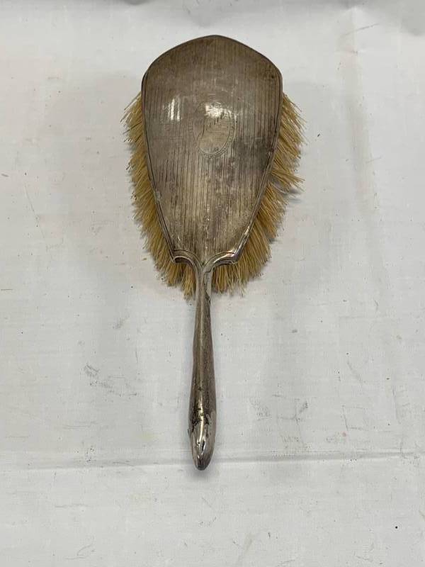 lot 9 image: 1915 Sterling Silver Jane Brush