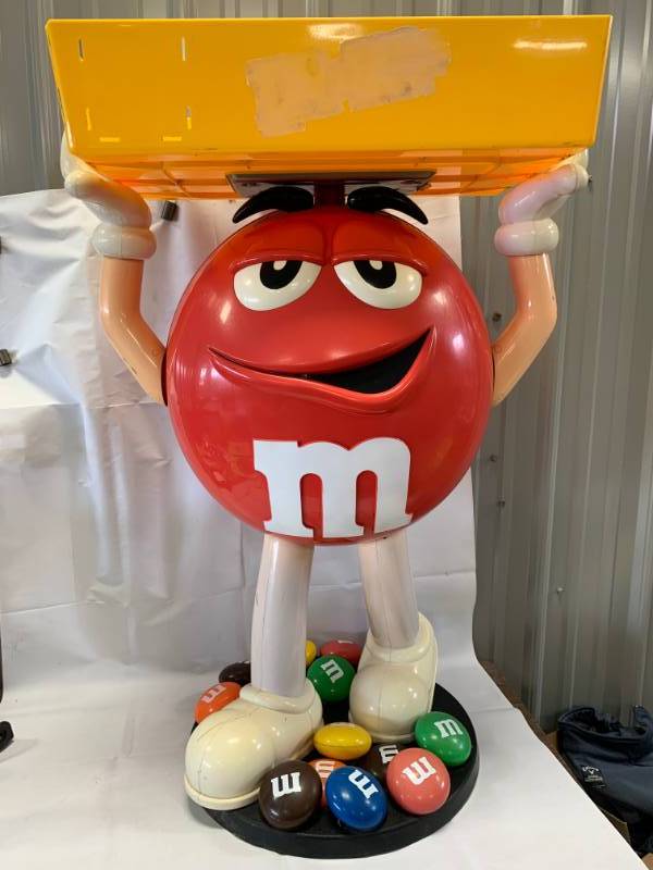 lot 12 image: Vintage M&M Advertising Character 40 Tall