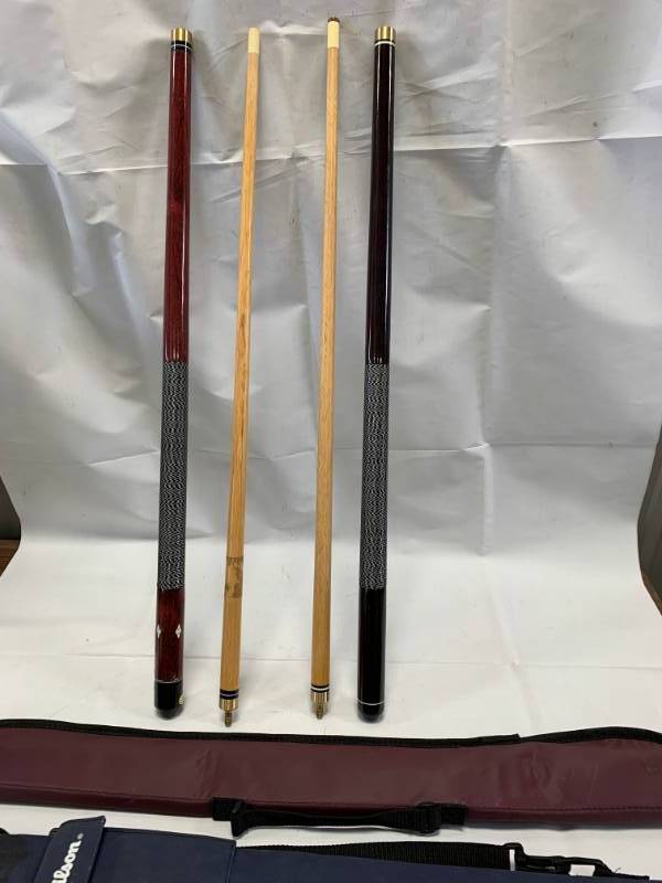lot 31 image: Lot of 2 Pool Cues (2 piece) with Cases