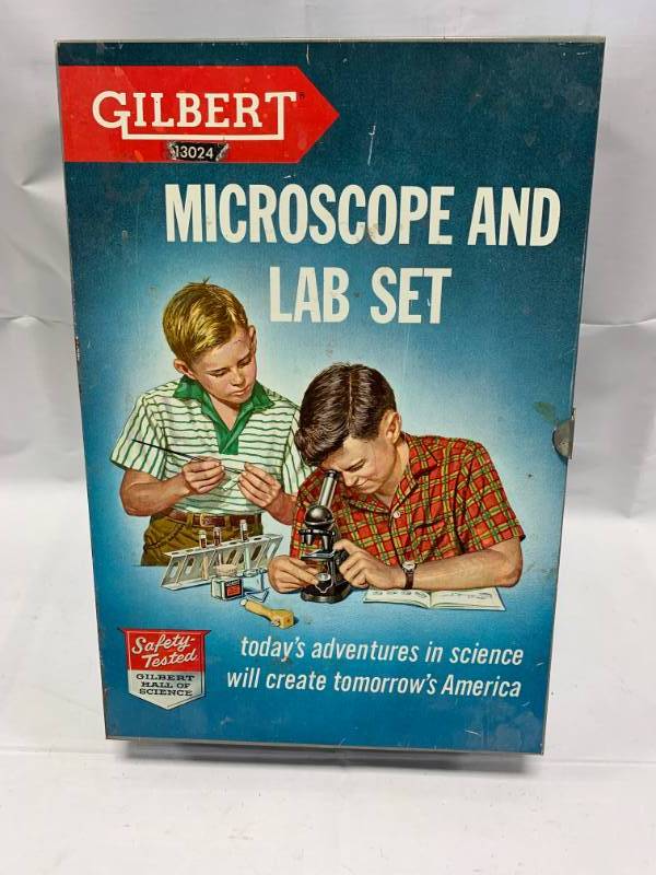 lot 45 image: Vintage 1958 Gilbert Microscope & Lab Set