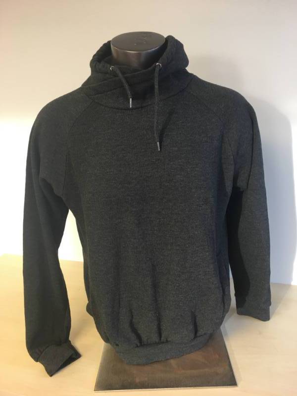 lot 4 image: Burnside Charcoal Grey Sweater Mens L