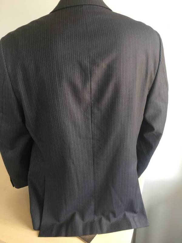 lot 12 image: Michael Kors Blazer