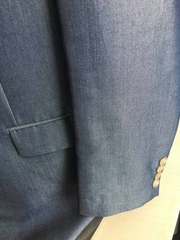 lot 13 image: Navy Ralph Lauren Blazer