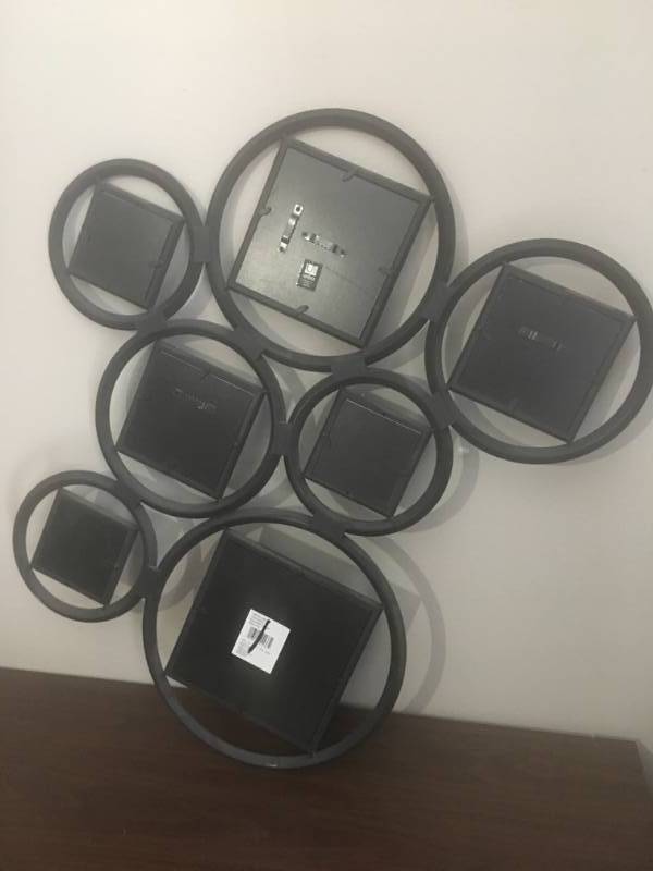 lot 51 image: Picture Frame Wall Art