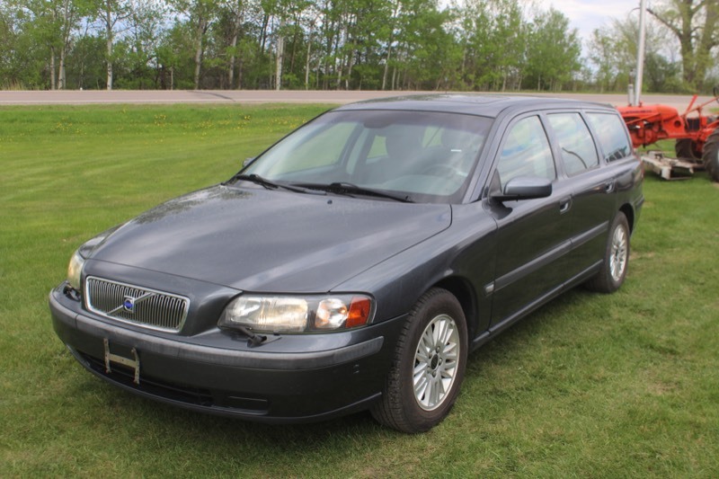 2004 Volvo V70