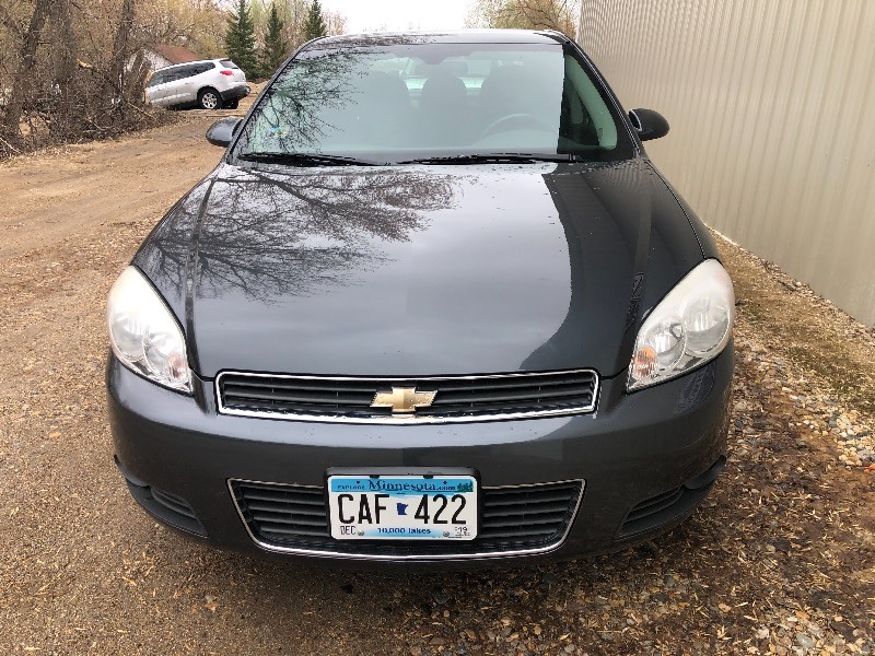 2011 CHEVY IMPALA LT NO RESERVE