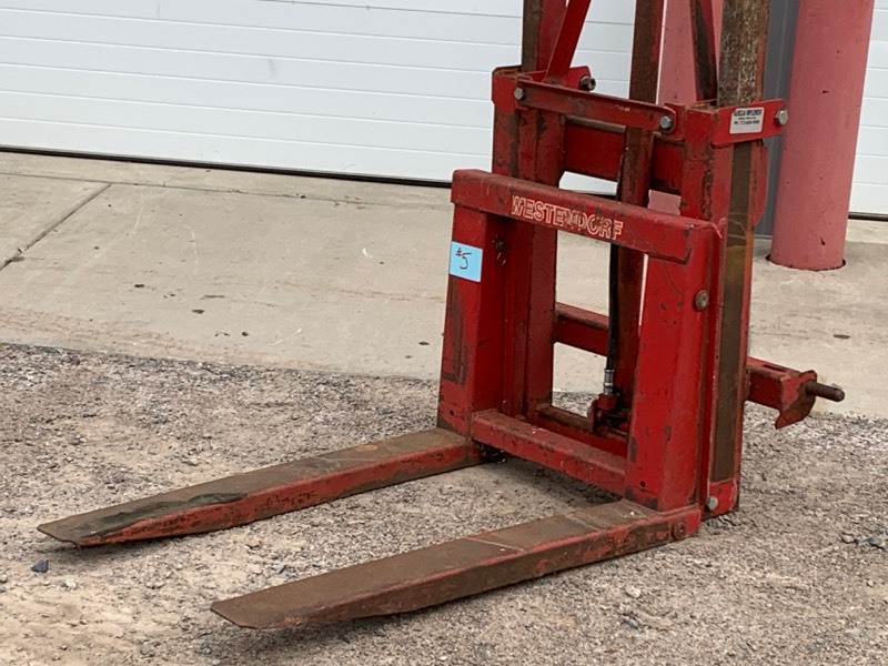 lot 5 image: Westendorf Thrifty-Lift Three-Point Tractor Forklift Attachment