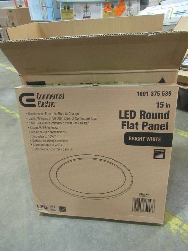 lot 45 image: 1 Case (4 LightsCase) Commercial Electric 15 in. White LED Edge-Lit Flat Round Panel Flushmounts, 74048HD