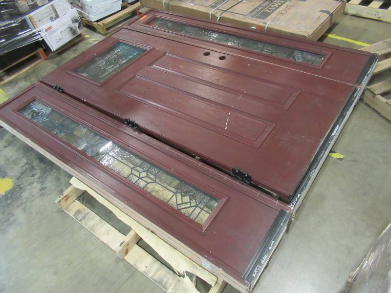 lot 49 image: Therma-Tru Benchmark Wickerpark RH Inswing Mahogany Collection Stained single door WTwo Sidelites, BMTTSOE
