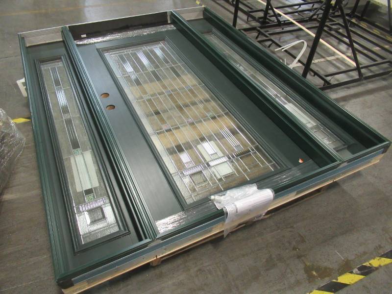 lot 50 image: Pella Full Lite Decorative Glass Left-Hand Inswing Stained Fiberglass Prehung Entry Door with Sidelights and Insulating Core (Common 60-in x 80-in Actual 64.5-in x 81.75-in) 1000007895