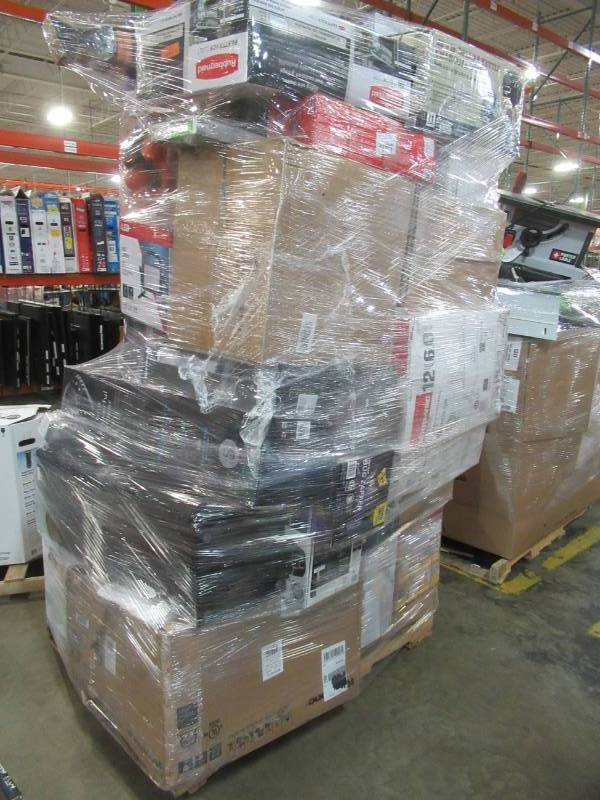 lot 52 image: WHOLESALE MIXED PALLET OF RETURNS - SMALL HOUSEWARES, TOOLS AND MORE