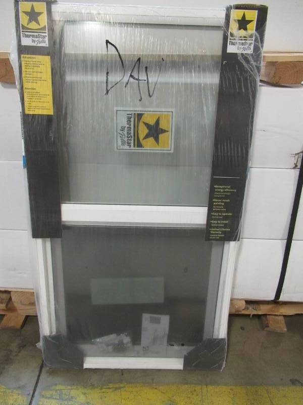 lot 71 image: Pella Thermastar Vinyl Left Operable Window 44 12 X 22 34 X 2 12. - New, Model Unknown.