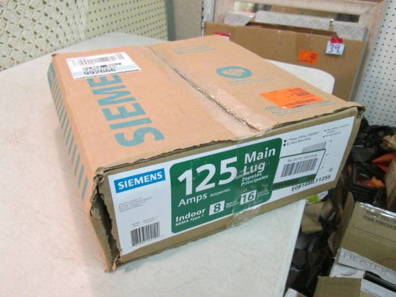 lot 21 image: Siemens 125 Amp Indoor NEMA Type 1 ...