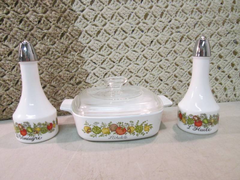 lot 39 image: Corning Ware Gemco Bake Dish and Di...