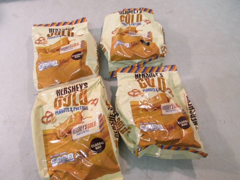 lot 71 image: 4 Bags of Caramelized Creme Hershey...