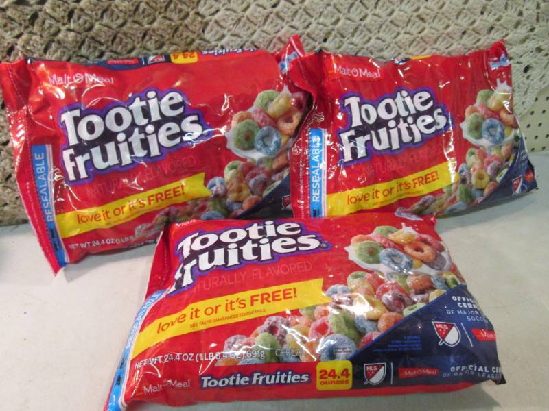 lot 124 image: 3 Large Bags of Tootie Fruities Cer...