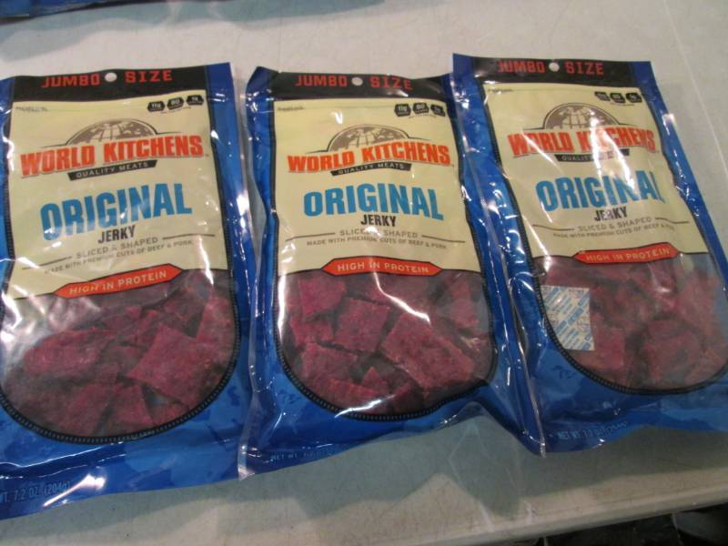 lot 141 image: 3 Jumbo Size Bags of World Kitchens...