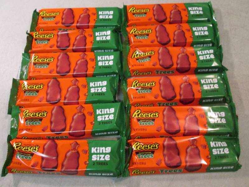 lot 183 image: 12 King Size Reeses Peanut Butter T...